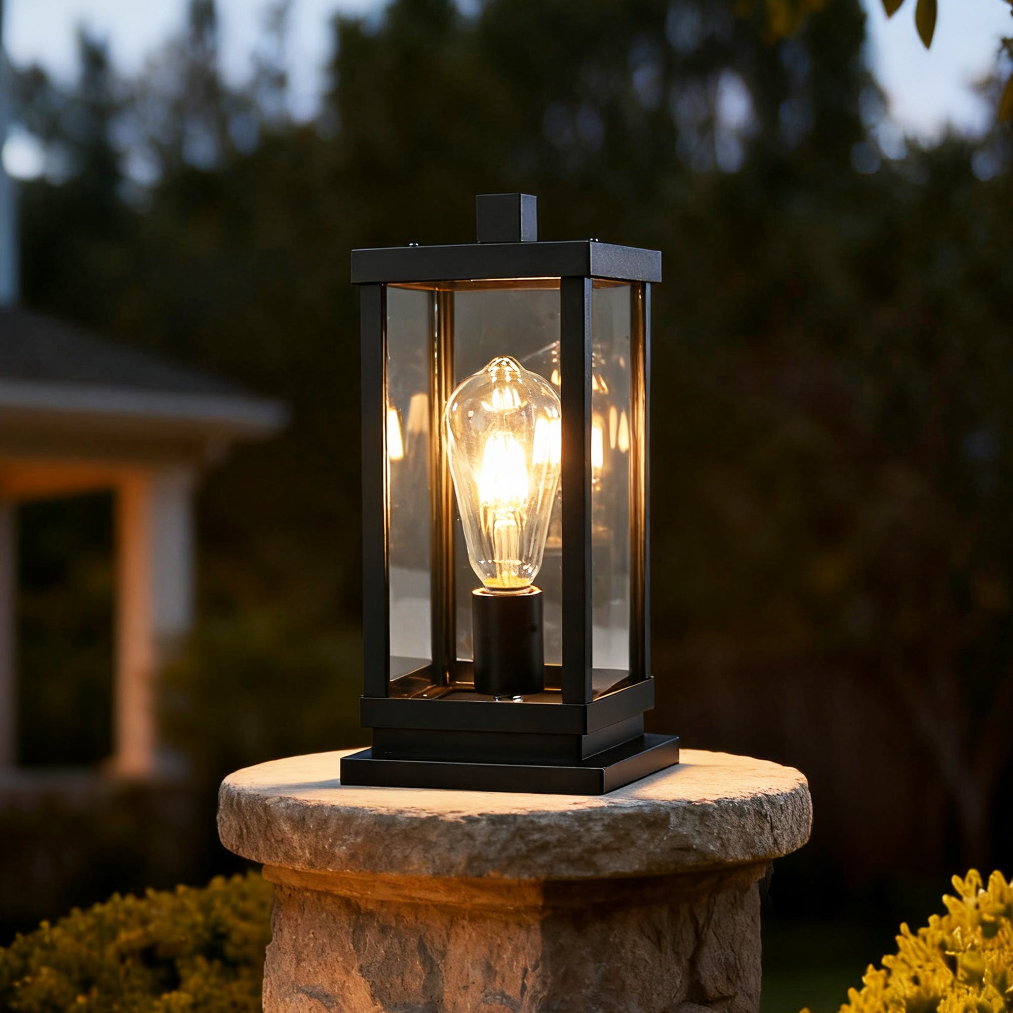 Outdoor Post Light modern - black aluminum, 11.81" H x 5.71" W x 4.72" D