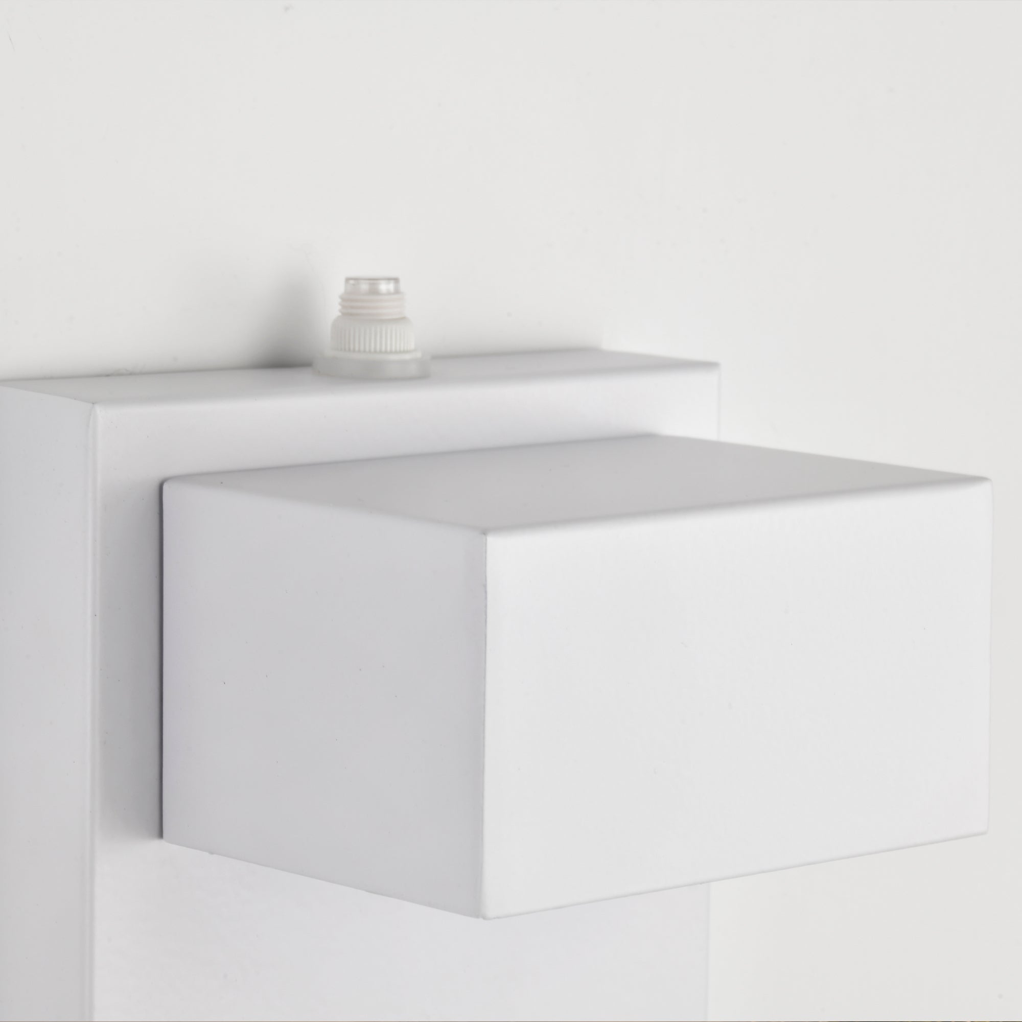 7.8" White Dusk-to-Dawn Integrated LED Outdoor Wall Light
