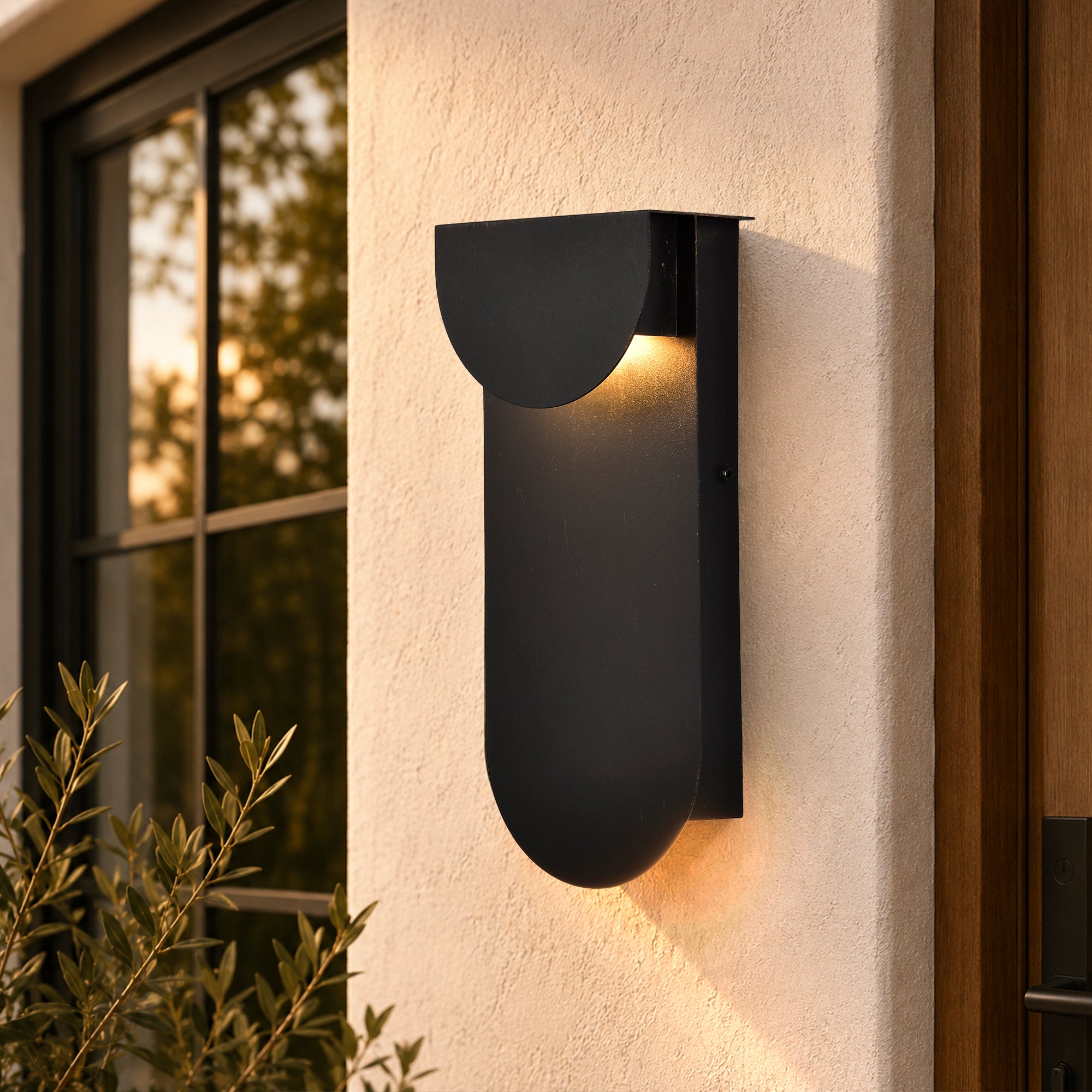 11.75" Integrated LED Outdoor Wall Light, Matte Black